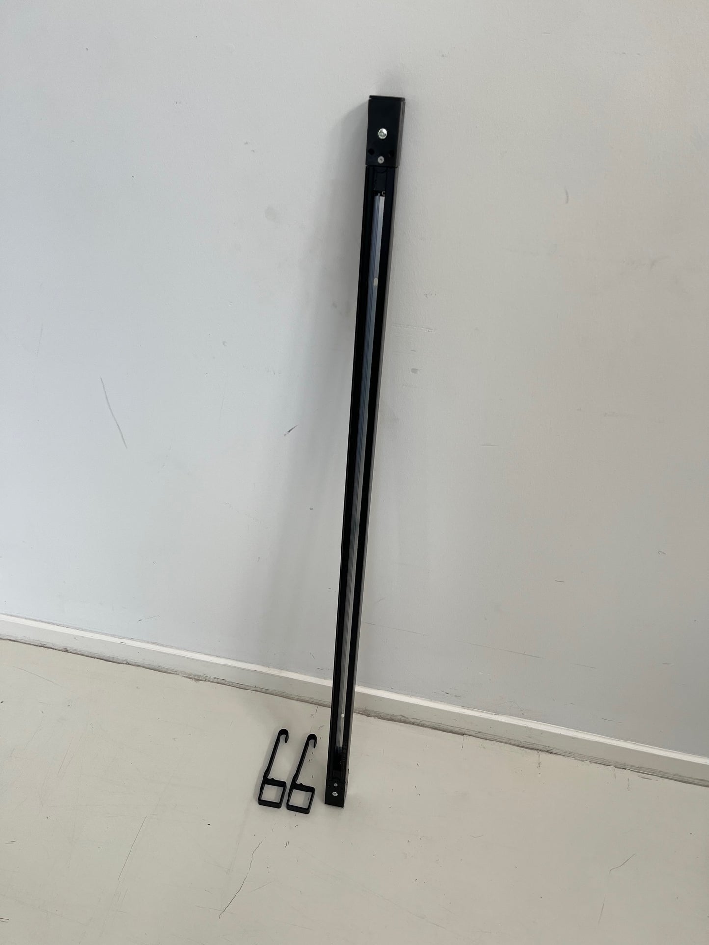 X-zoom light skinne 114cm med beslag til X-10