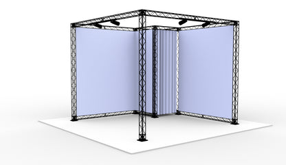 L-stand 300x300x250 (LxBxH) med opbevaringsrum